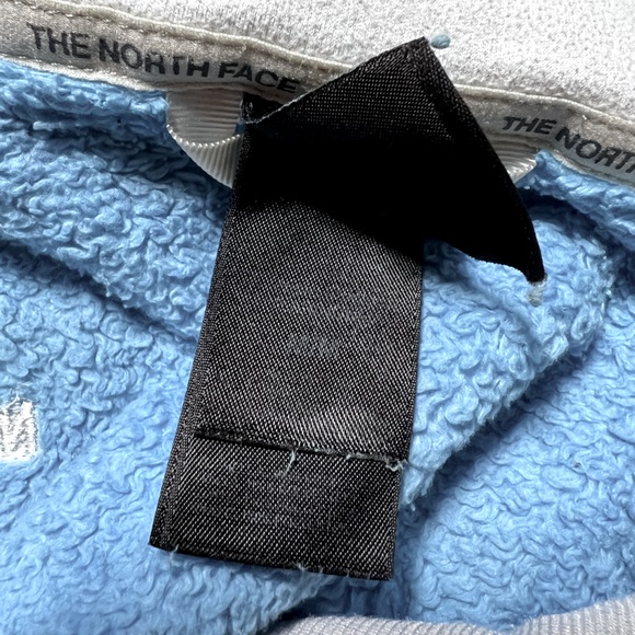 The North Face Fleece Jacket in Light Blue - Picture 9 of 9
